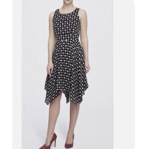 TAHARI Arthur S Levine Black Embroidered Handkerchief Hem Dress Size 16​​​​​